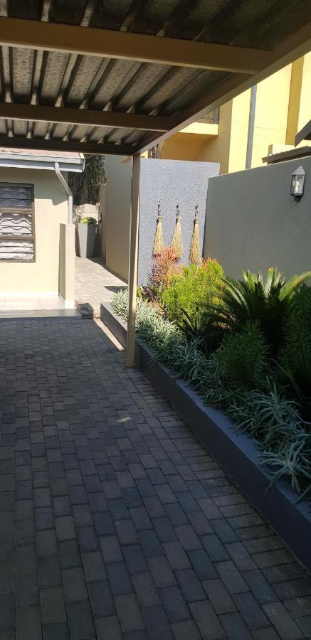 Salas Stay, Midrand Eksteriør billede